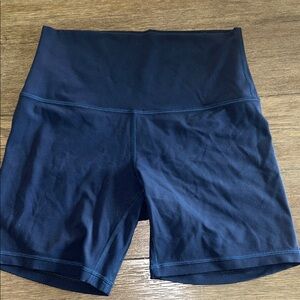 lululemon Athletica align shorts 6” size 6 navy